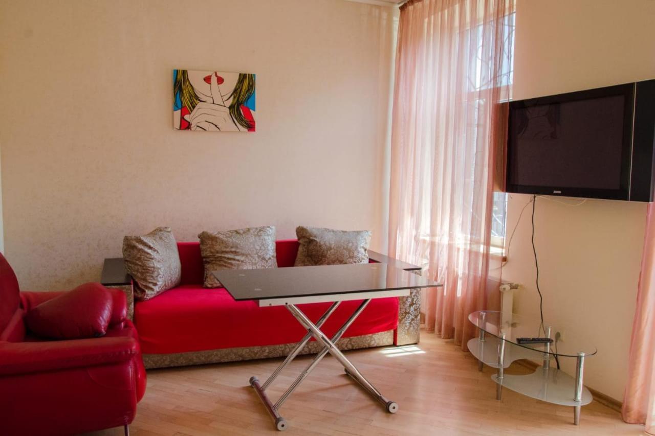 לבוב Svobody Avenue Apartment מראה חיצוני תמונה